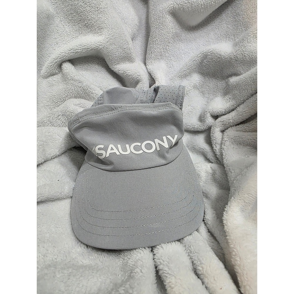 Saucony Mens Gray Running Hat Adjustable Perforated Performance Athletic Cap